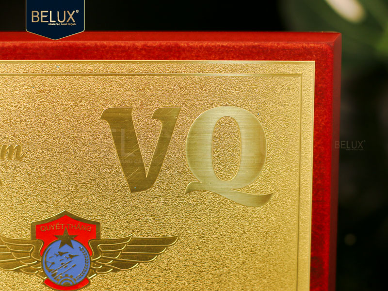 Lô 120 tranh 25 năm VQ 20x13cm bằng đồng thiết kế theo yêu cầu